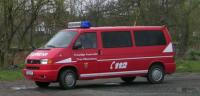 818